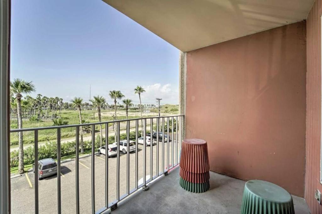 1 Bedroom Studio Near Beach W Pool & Amenities เซาท์ปาเดรไอส์แลนด์ ภายนอก รูปภาพ